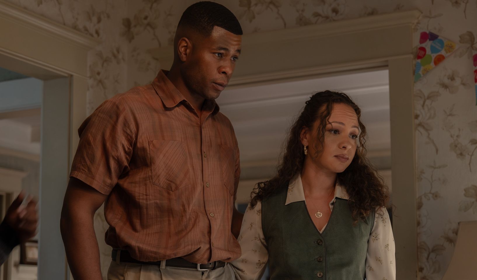 Meet The Unhinged Huxtables: Social Media Reacts | Gossip Wire