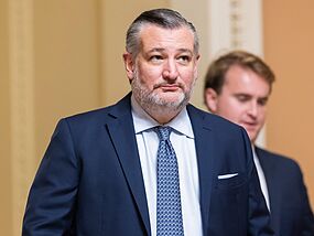Sean Hannity fans aghast after Ted Cruz compliments | Latest US News
